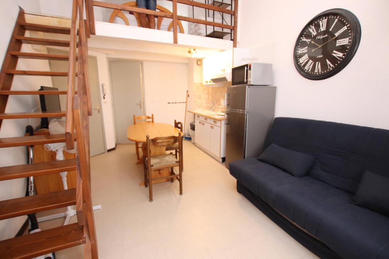 Charmant Appart 4 Personnes Plein Centre Riez Bagian luar foto